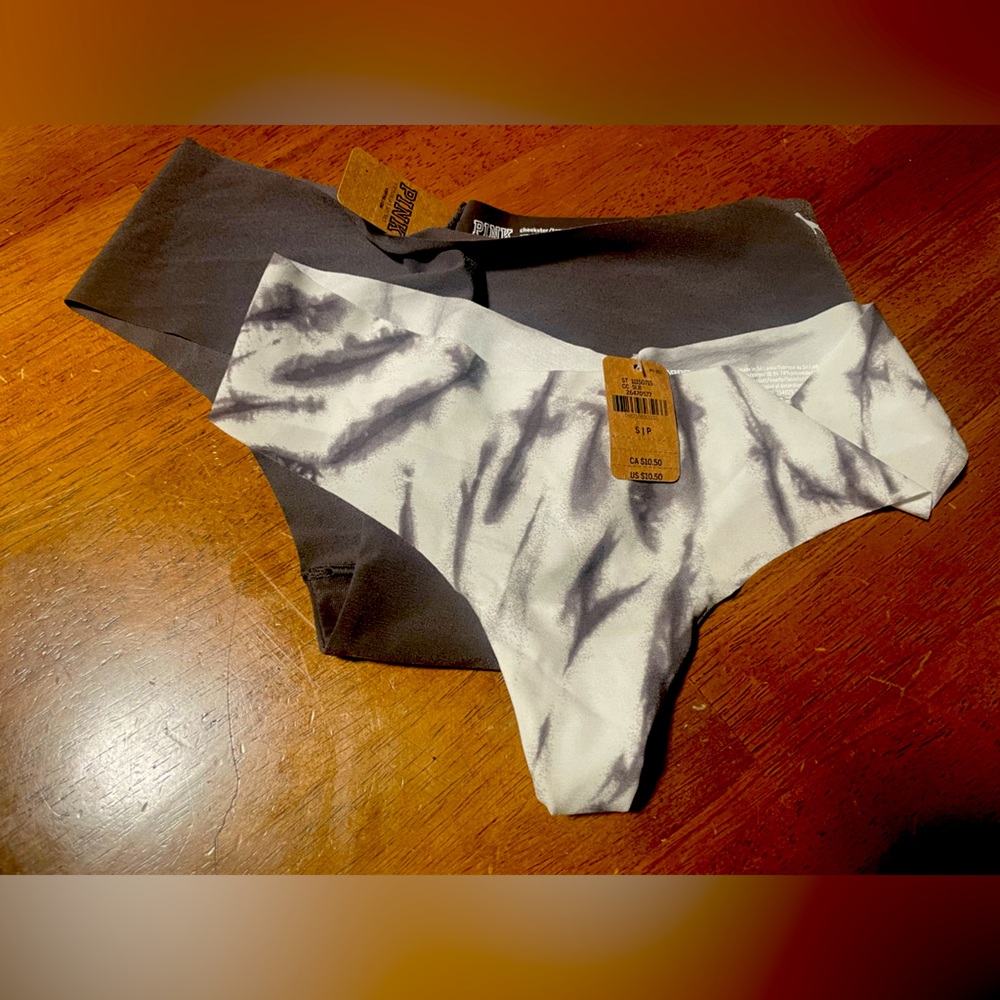 VS Pink No Show Underwear set of 2 sz Small